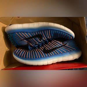 Nike Flyknit size 12 brand new